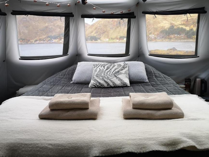 Glamping Lofoten Ξενοδοχείο Kongsjorda Εξωτερικό φωτογραφία